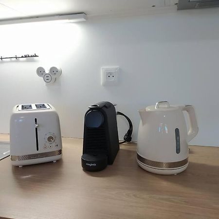 Ideal Saint Raphael Piscine Clim Parking 아파트 외부 사진