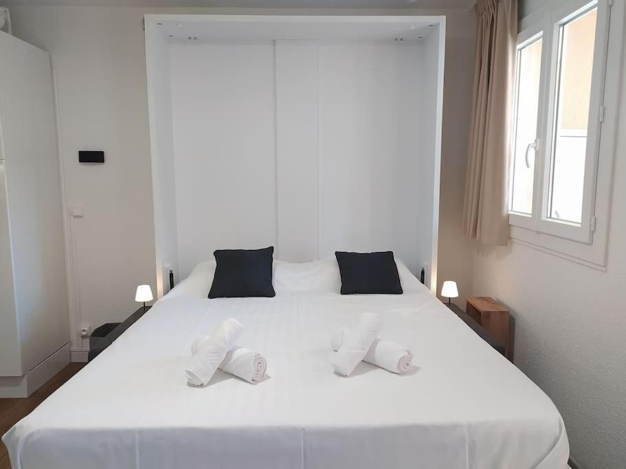 Ideal Saint Raphael Piscine Clim Parking 아파트 외부 사진