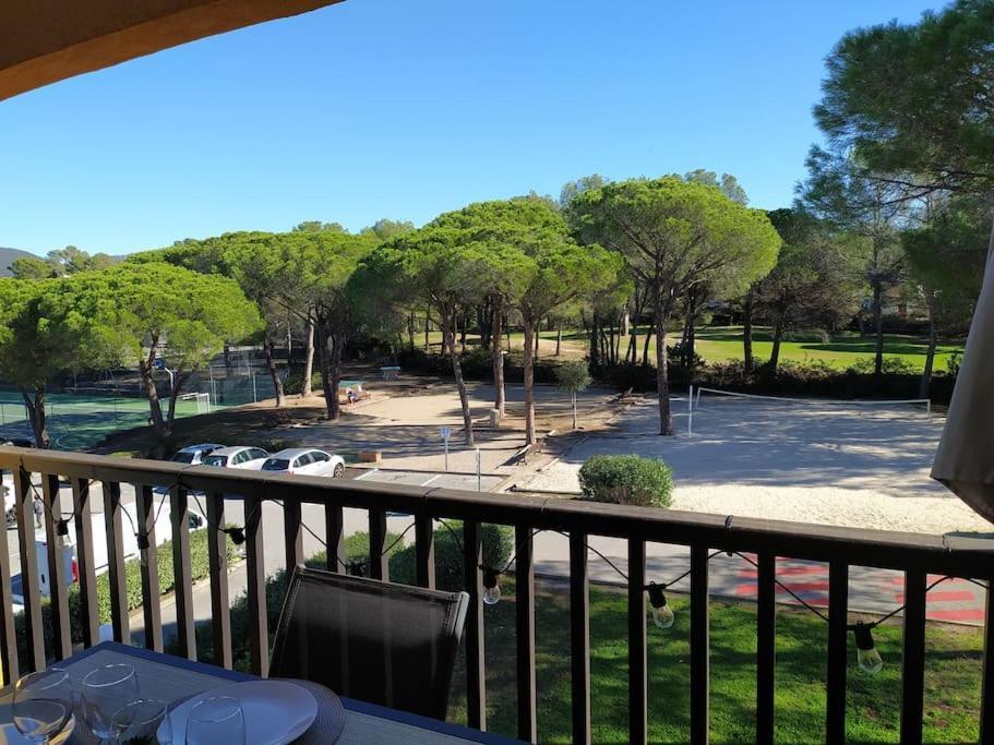 Ideal Saint Raphael Piscine Clim Parking 아파트 외부 사진
